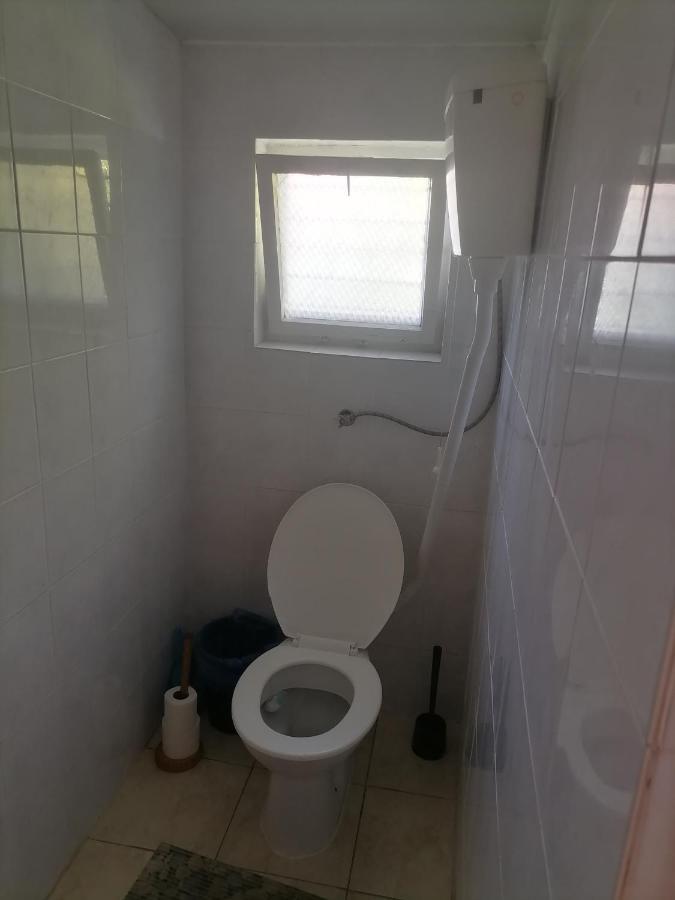 ホテル Ubytovanie Harmony House Veľký Meder エクステリア 写真